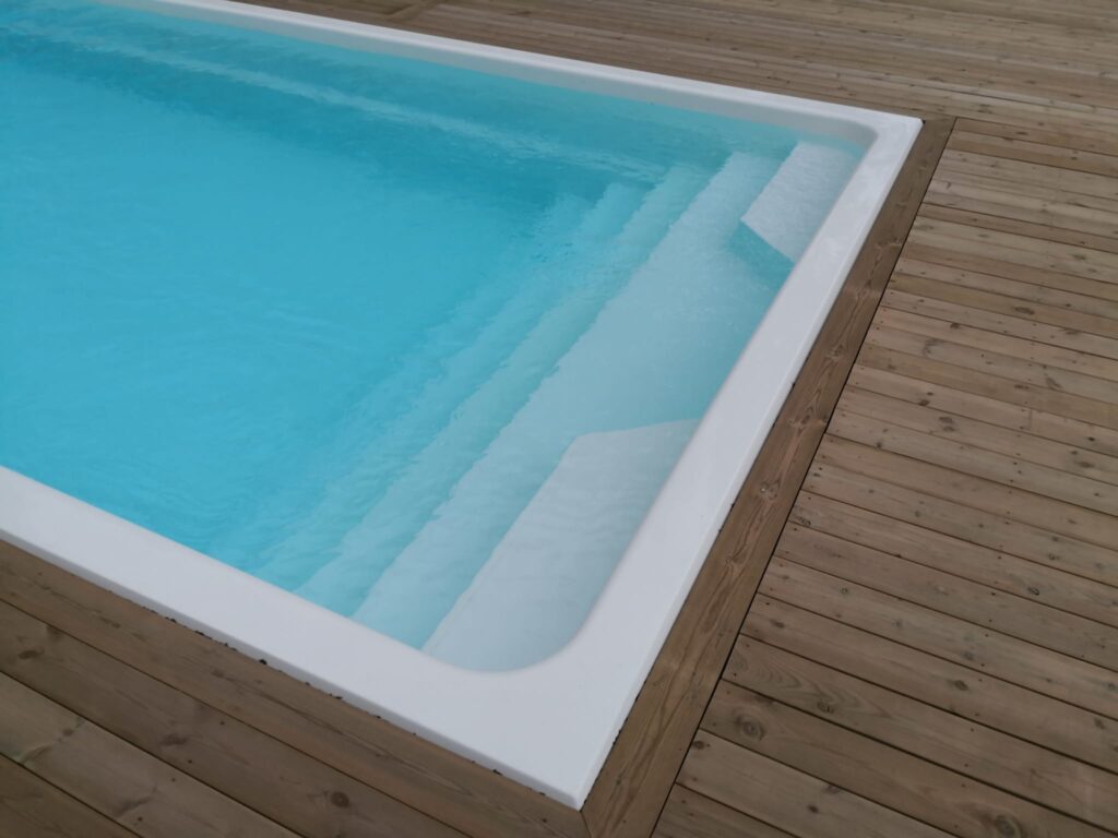 Properly installed fibeglass pool